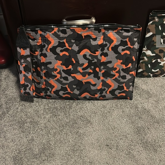 Longchamp Camo Pouch - Picture 4 of 4